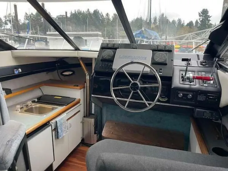 Slide: The Image of Bayliner 1991 - 14