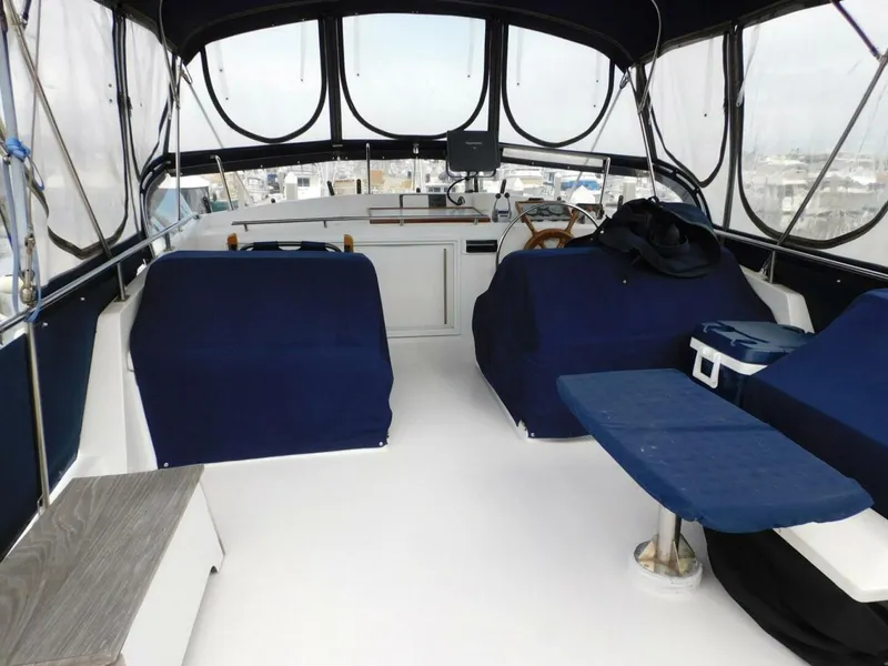 Slide: The Image of Grand Banks 46 Classic Widebody 1986 - 13