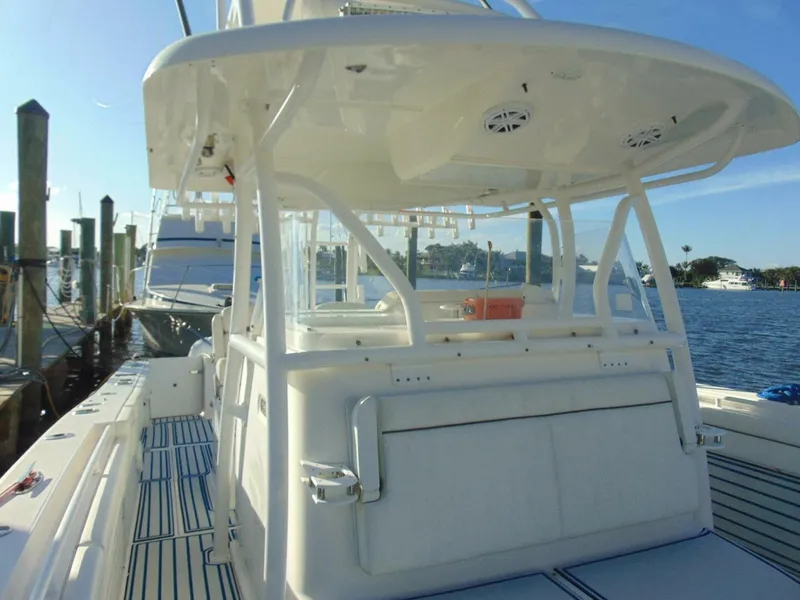 Slide: The Image of Stamas 390 Tarpon 2019 - 10