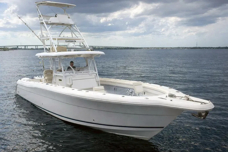 Slide: The Image of Stamas 390 Tarpon 2019 - 44