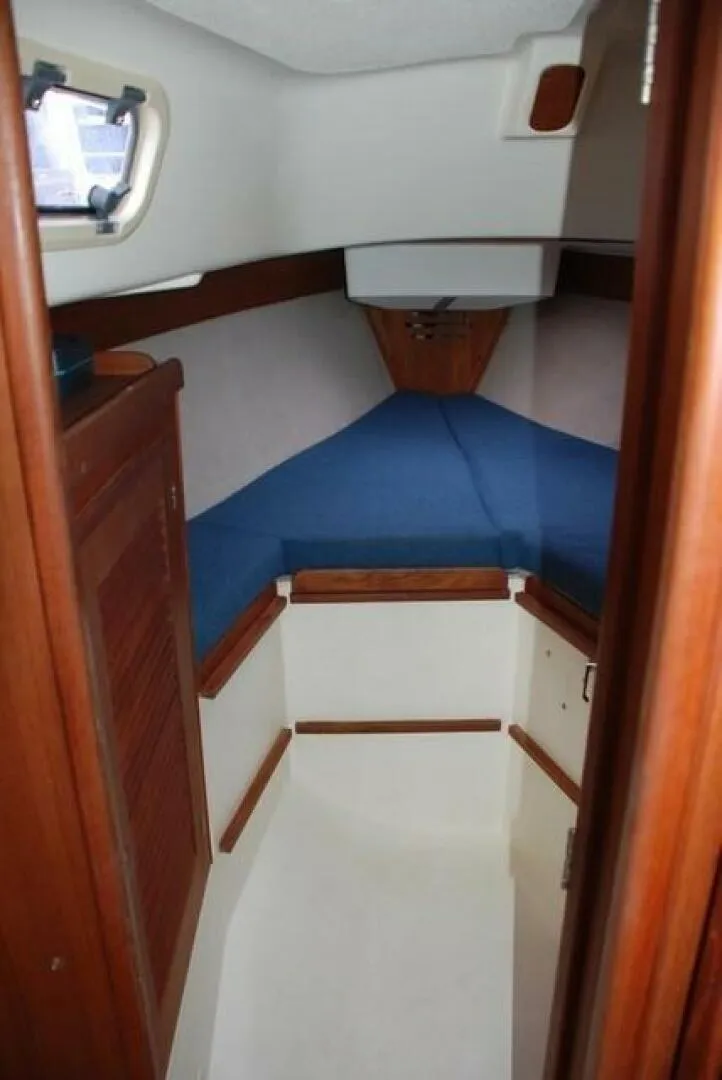 Slide: The Image of Tartan Piper 28 1993 - 13