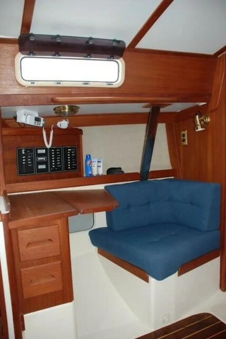 Slide: The Image of Tartan Piper 28 1993 - 14