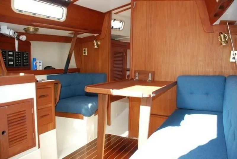 Slide: The Image of Tartan Piper 28 1993 - 19