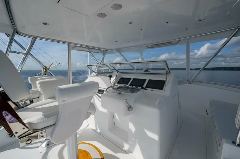 Slide: The Image of Viking 48 Convertible 2004 - 36