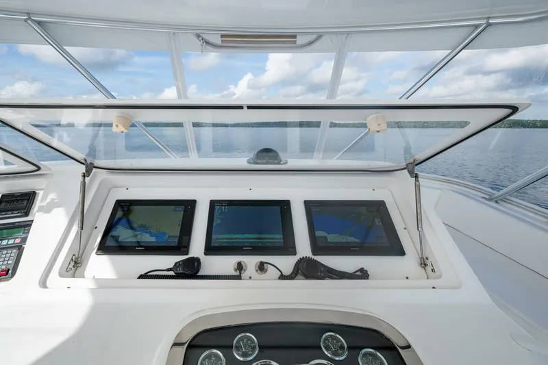 Slide: The Image of Viking 48 Convertible 2004 - 39