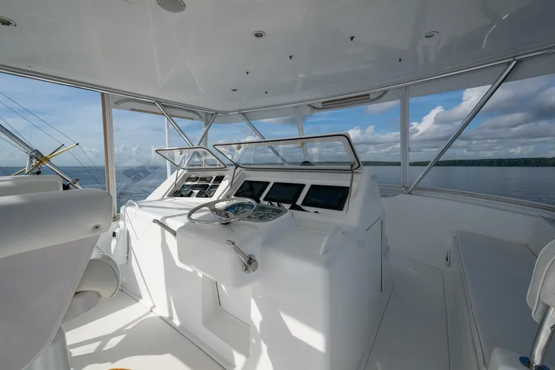 Slide: The Image of Viking 48 Convertible 2004 - 40