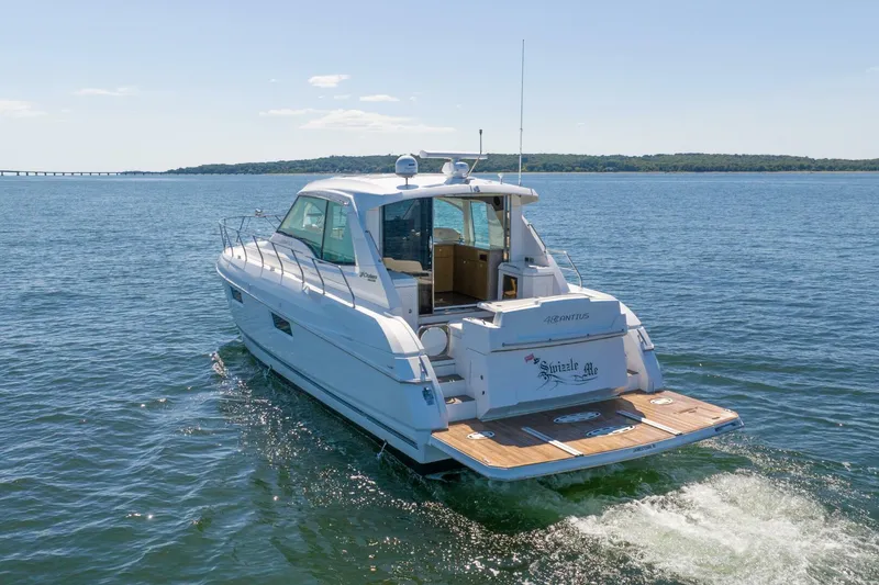 Slide: The Image of Cruisers 48 Cantius 2013 - 10