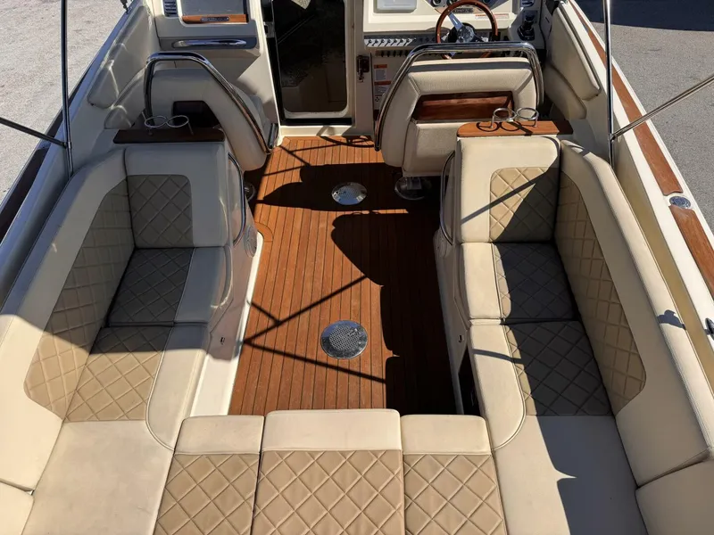 Slide: The Image of Chris-Craft 2019 - 6