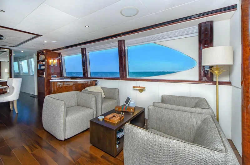 Slide: The Image of Lazzara 94 Motor Yacht 2001 - 16