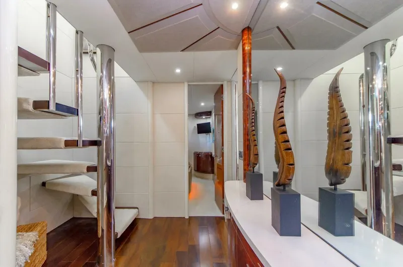 Slide: The Image of Lazzara 94 Motor Yacht 2001 - 24