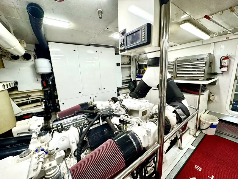 Slide: The Image of Lazzara 94 Motor Yacht 2001 - 59