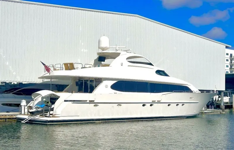 Slide: The Image of Lazzara 94 Motor Yacht 2001 - 76