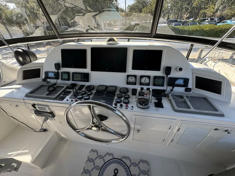 Slide: The Image of Altima 55 Pilothouse 2004 - 15