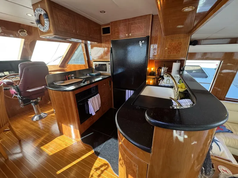 Slide: The Image of Altima 55 Pilothouse 2004 - 25