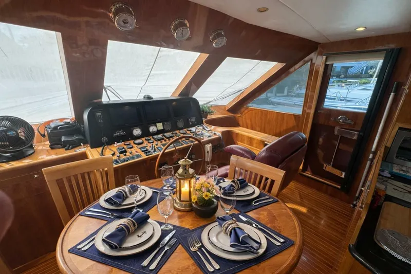 Slide: The Image of Altima 55 Pilothouse 2004 - 30