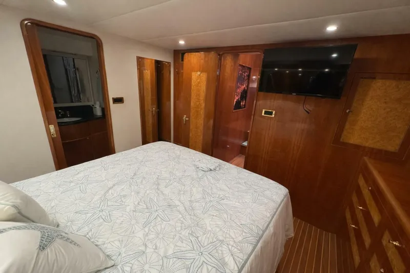 Slide: The Image of Altima 55 Pilothouse 2004 - 39