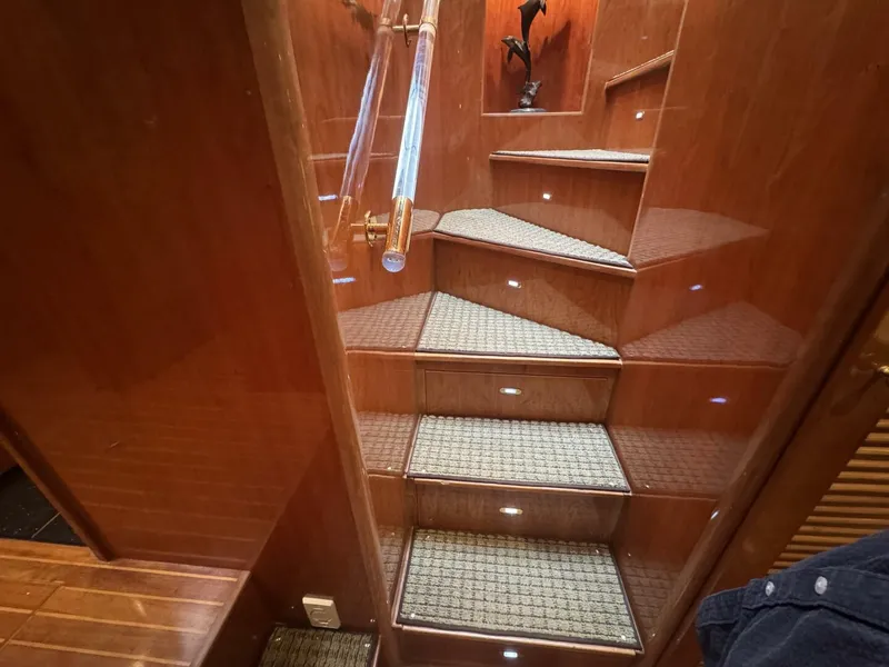 Slide: The Image of Altima 55 Pilothouse 2004 - 45