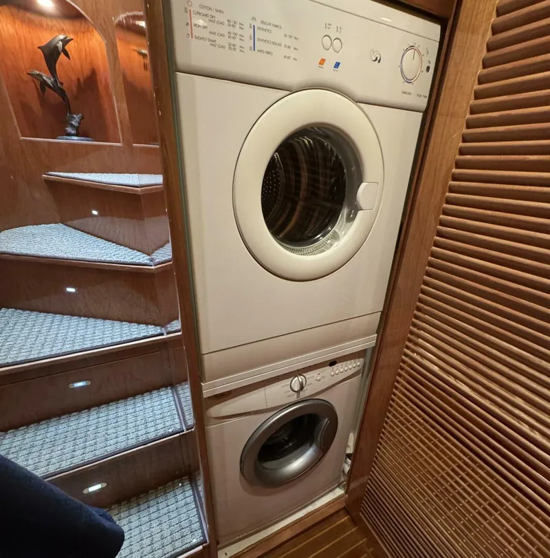 Slide: The Image of Altima 55 Pilothouse 2004 - 46