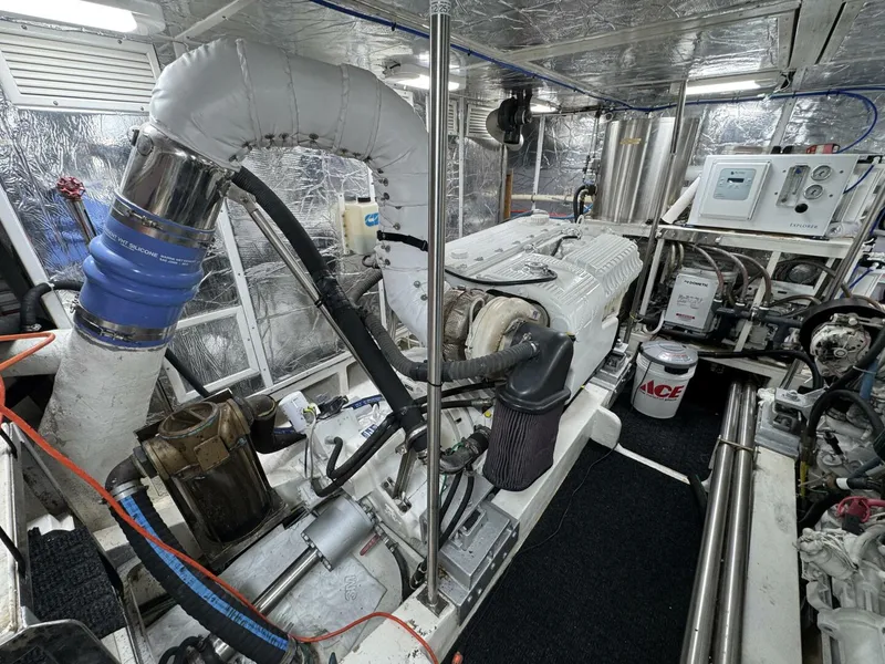 Slide: The Image of Altima 55 Pilothouse 2004 - 54