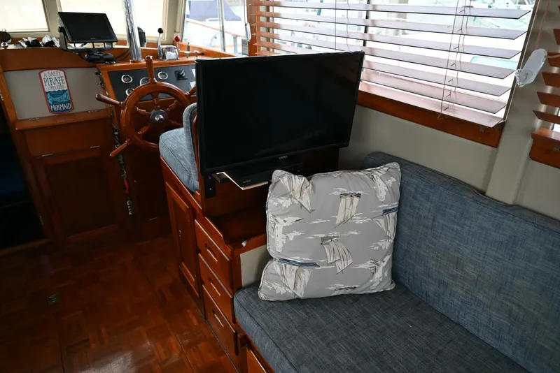 Slide: The Image of Grand Banks Flybridge Trawler 1970 - 5
