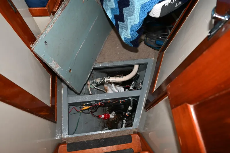 Slide: The Image of Grand Banks Flybridge Trawler 1970 - 50