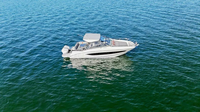 Slide: The Image of Beneteau Flyer 10 2020 - 31