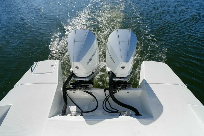 Slide: The Image of Beneteau Flyer 10 2020 - 5