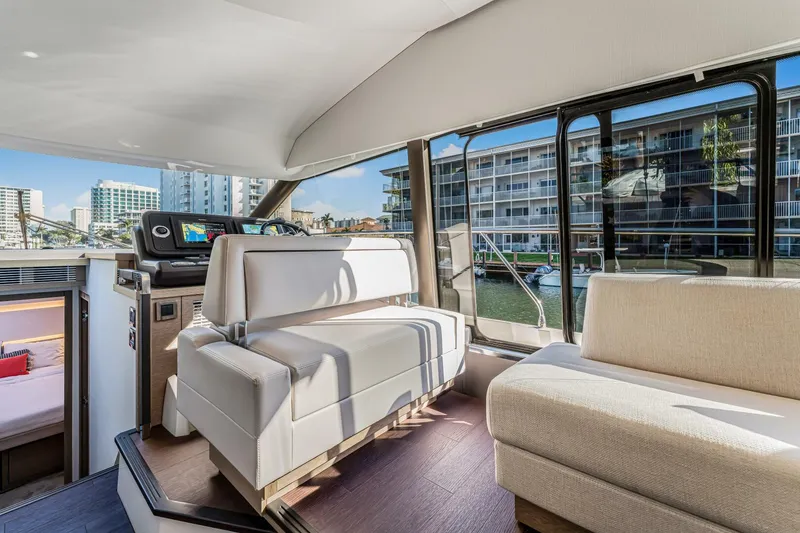 Slide: The Image of Prestige 520 2018 - 26