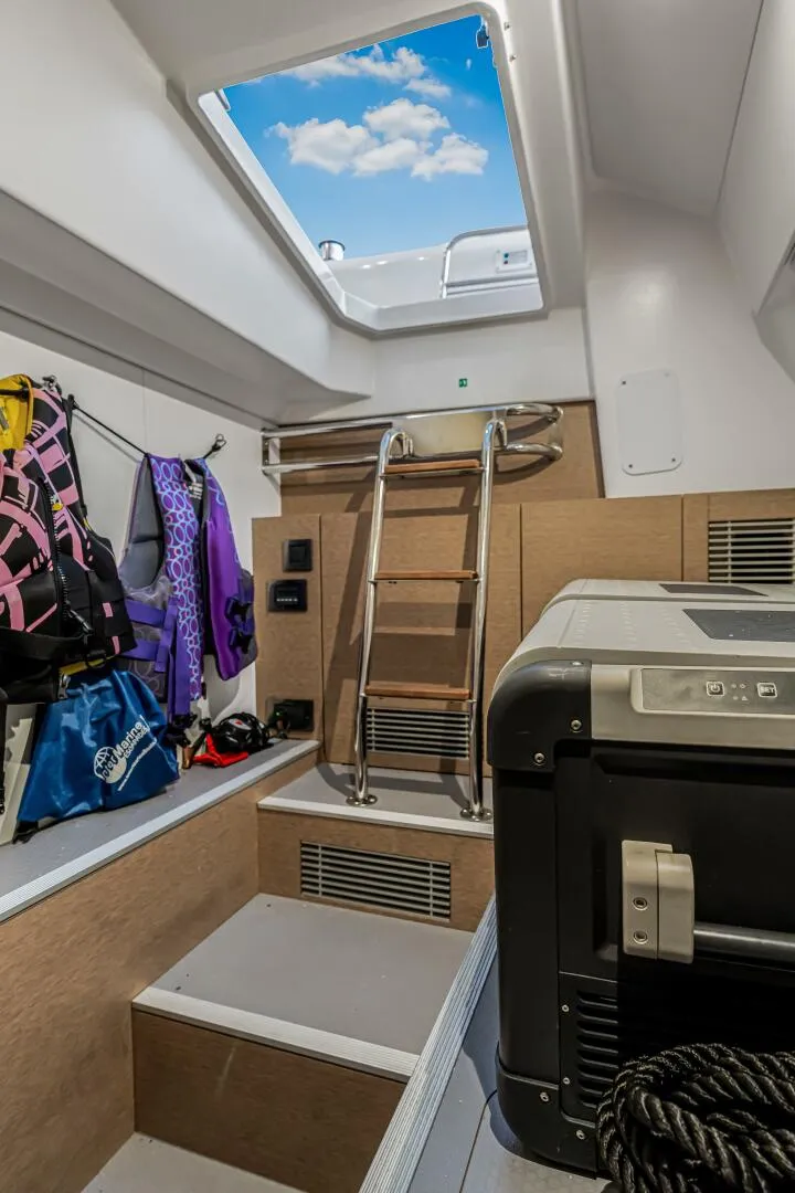 Slide: The Image of Prestige 520 2018 - 57