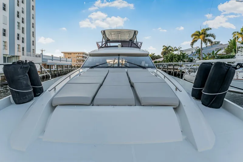 Slide: The Image of Prestige 520 2018 - 7