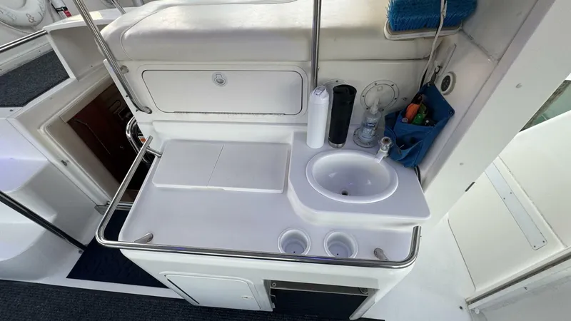 Slide: The Image of Sea Ray 420 Aft Cabin 2000 - 11