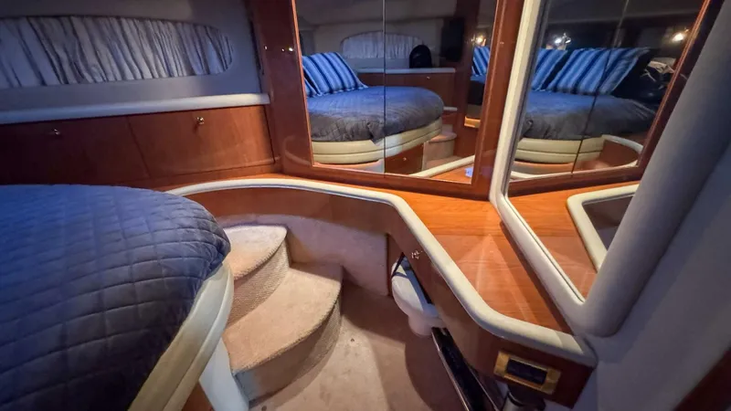 Slide: The Image of Sea Ray 420 Aft Cabin 2000 - 46