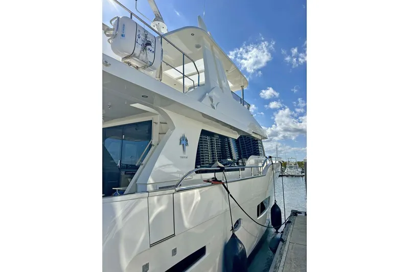 Slide: The Image of Outer Reef Trident 620 EVO 2023 - 11