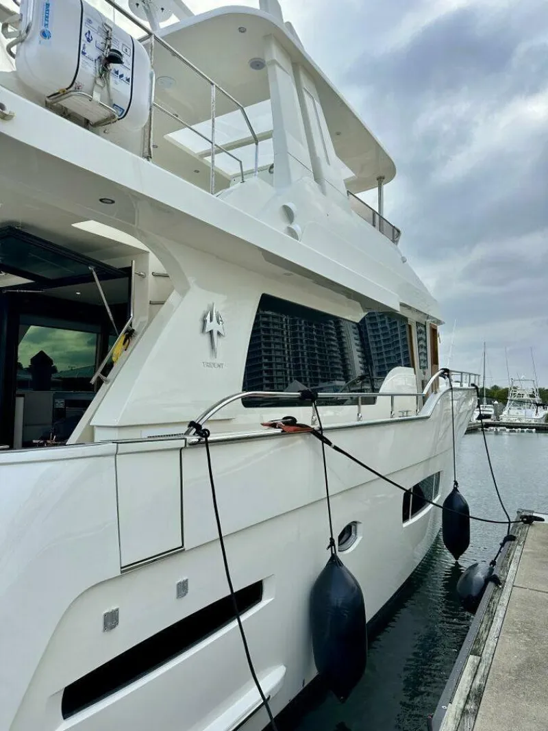 Slide: The Image of Outer Reef Trident 620 EVO 2023 - 12