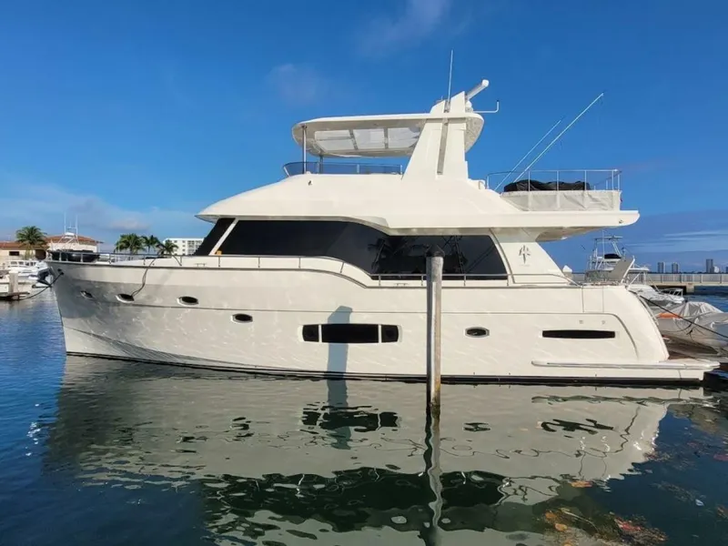 Slide: The Image of Outer Reef Trident 620 EVO 2023 - 6