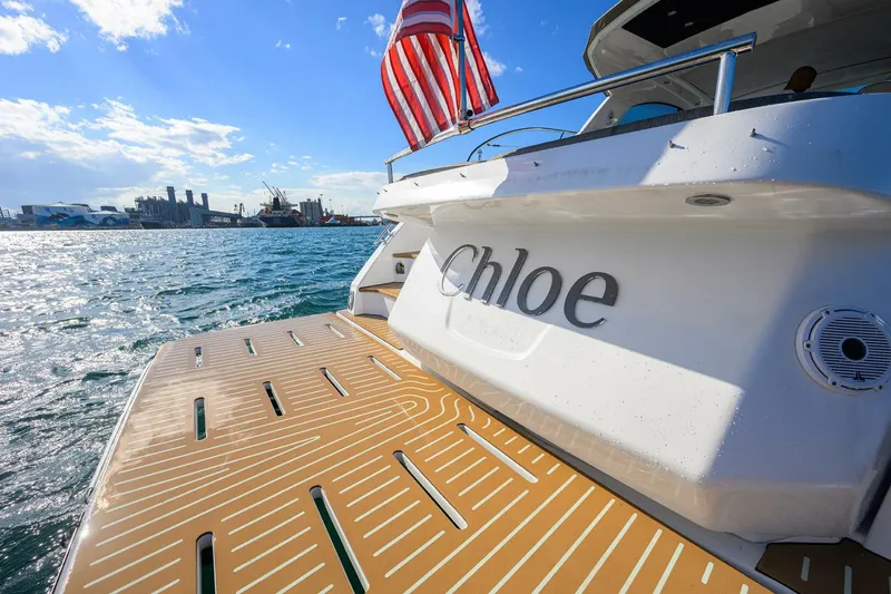 Slide: The Image of Azimut Atlantis 45 2020 - 17
