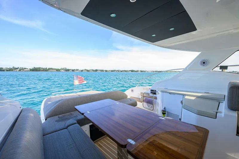 Slide: The Image of Azimut Atlantis 45 2020 - 41