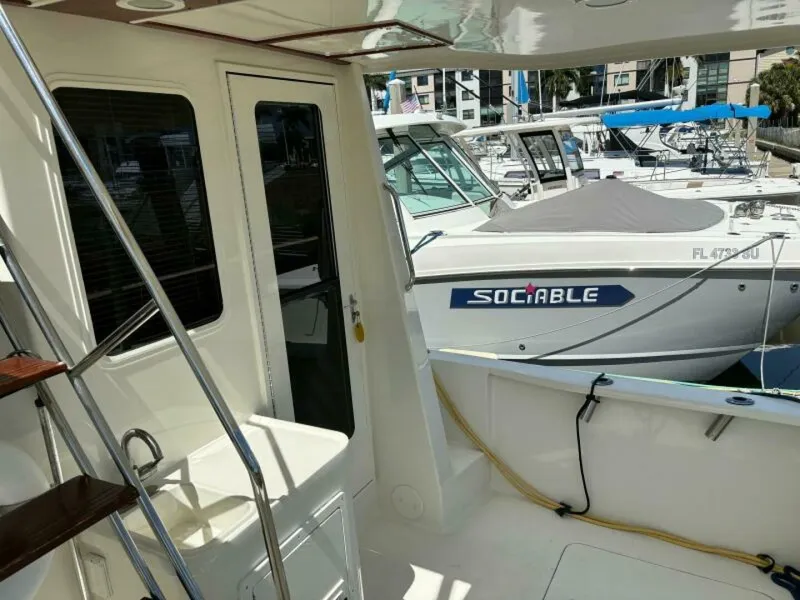 Slide: The Image of Sabreline 36 Sedan 2004 - 20