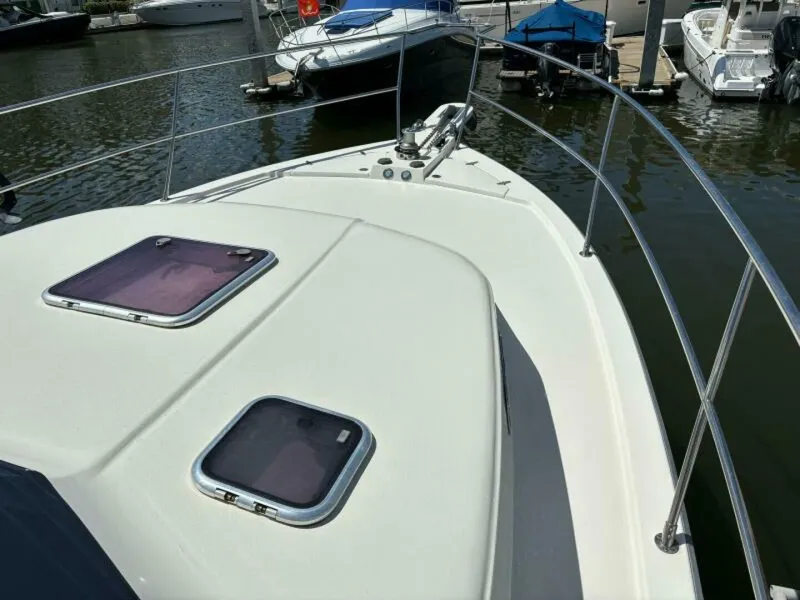 Slide: The Image of Sabreline 36 Sedan 2004 - 5