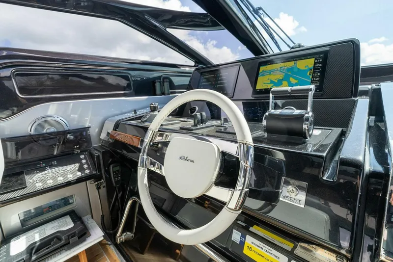 Slide: The Image of Riva 68 Diable 2023 - 19
