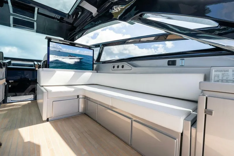 Slide: The Image of Riva 68 Diable 2023 - 24