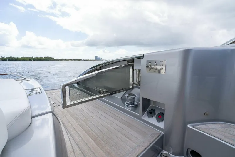 Slide: The Image of Riva 68 Diable 2023 - 28