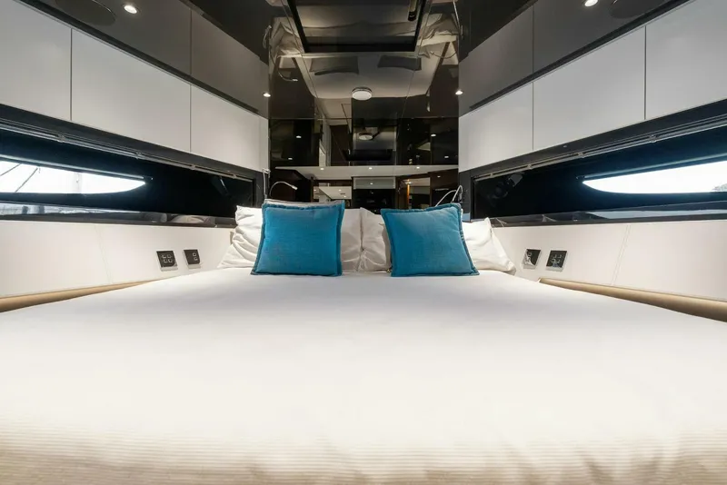 Slide: The Image of Riva 68 Diable 2023 - 35
