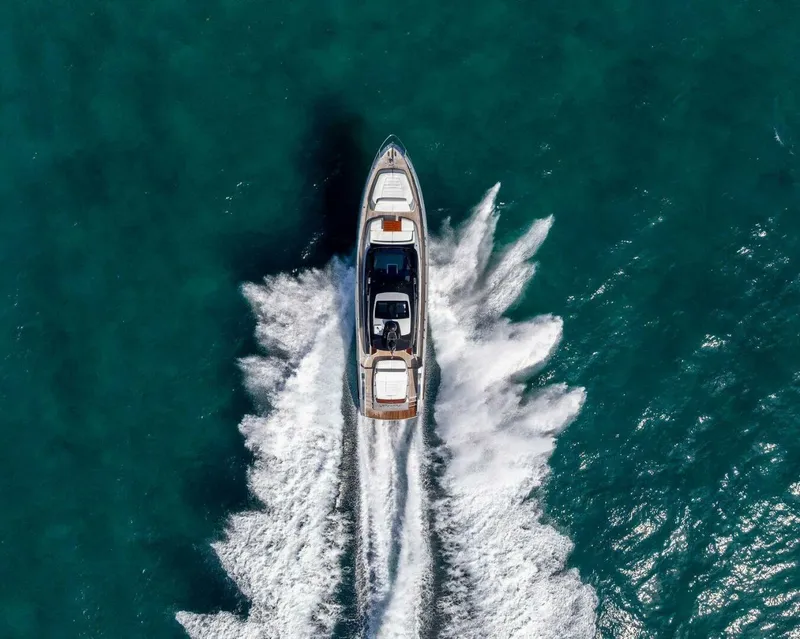 Slide: The Image of Riva 68 Diable 2023 - 8