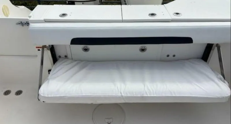 Slide: The Image of Center Console Scarab 2013 - 10