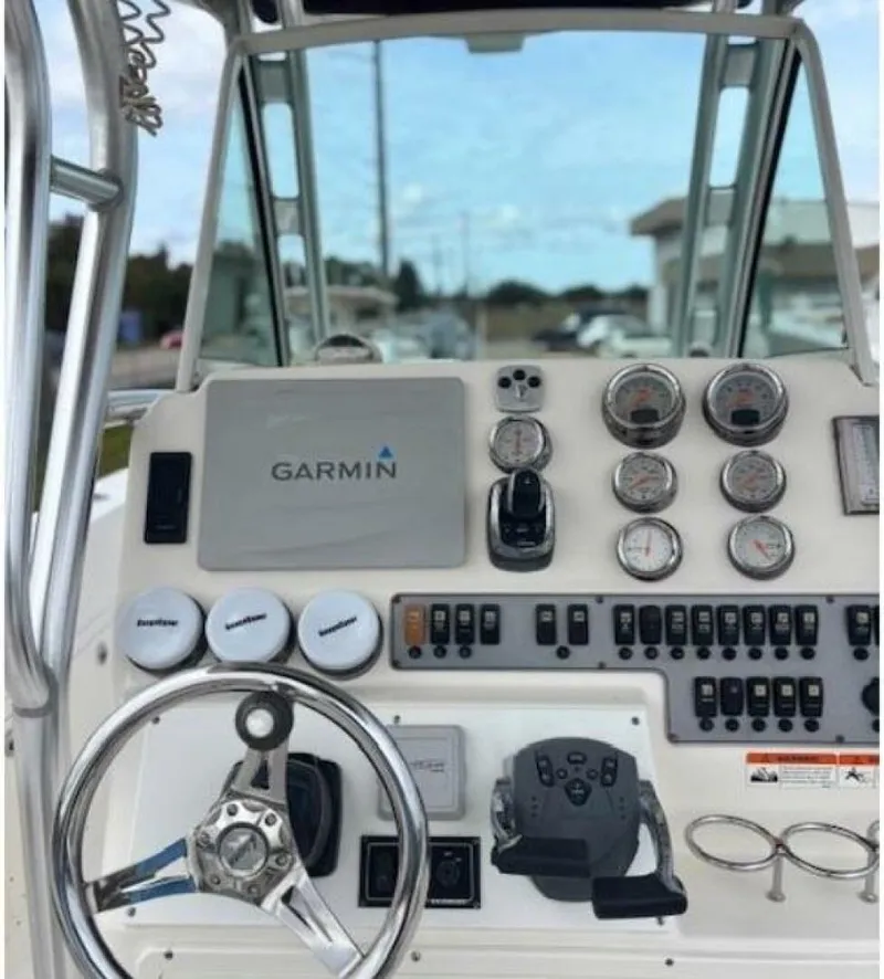 Slide: The Image of Center Console Scarab 2013 - 3