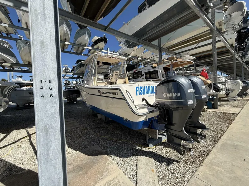 Slide: The Image of Grady-White Marlin 300 2007 - 3