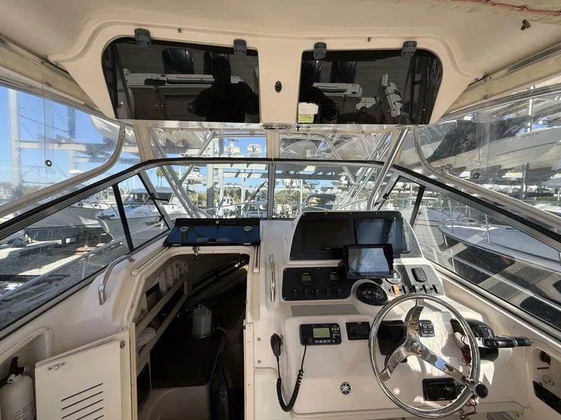 Slide: The Image of Grady-White Marlin 300 2007 - 9