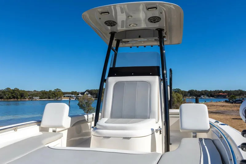 Slide: The Image of Shearwater 260 SS Carolina 2023 - 22