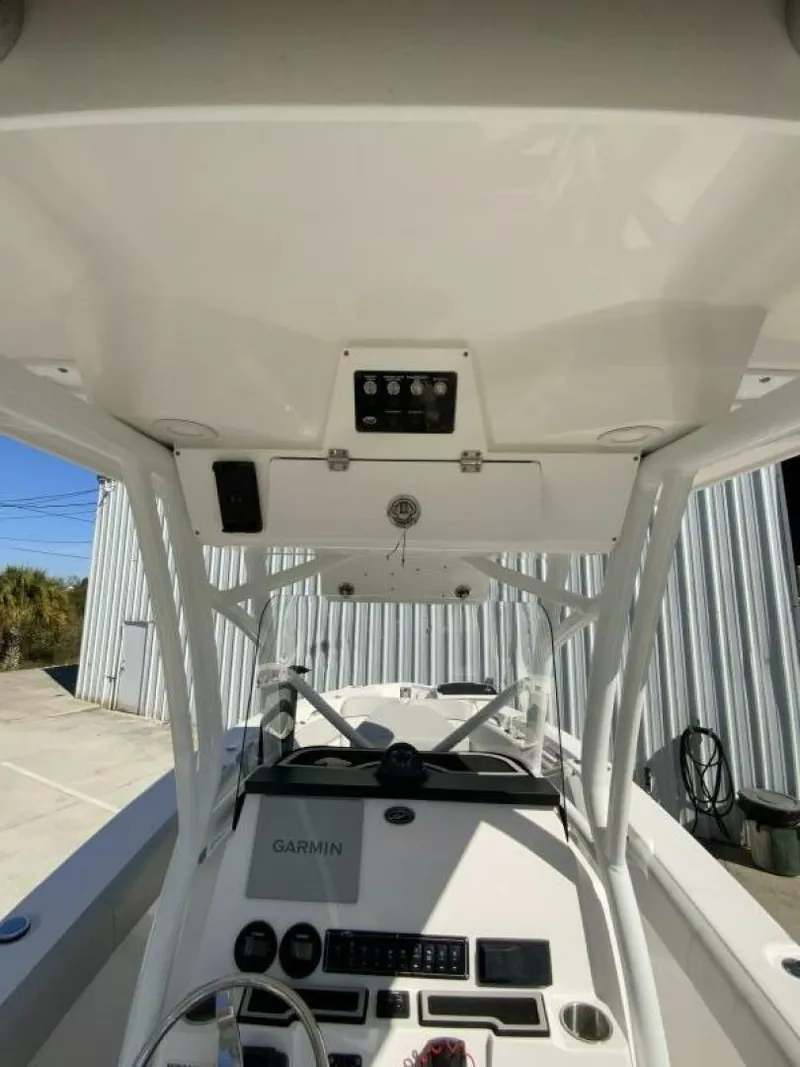 Slide: The Image of Sea Fox 228 Commander 2022 - 22